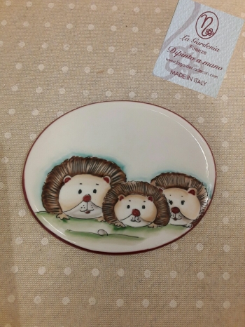 Targa con famiglia di ricci