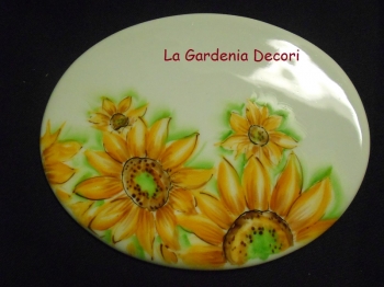 targa ovale con girasoli